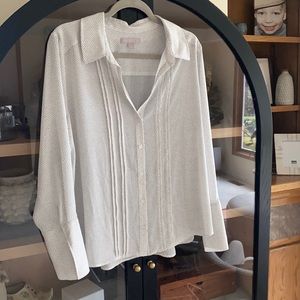 NWOT XL Gibson Polka Dot Blouse with cuff detail